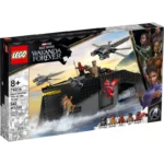 lego-super-heroes-76214-black-panther-duell-auf-dem-wasser.webp