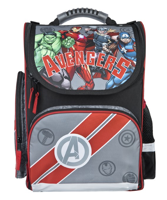 413700-Avengers-CLOU-Schulranzen-Set--5-teilig