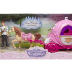408954-Maerchen-Kutsche-mit-Figuren