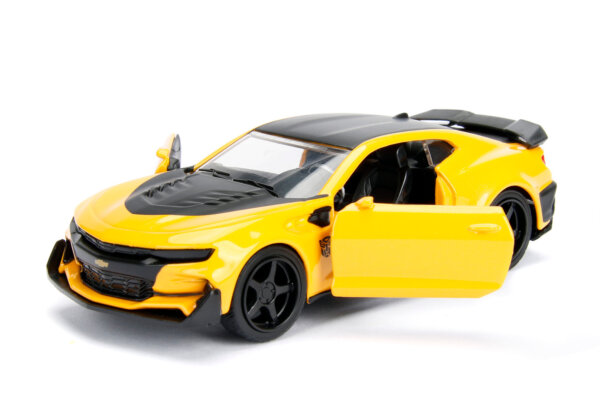 407531-Transformers-Bumblebee--1-32